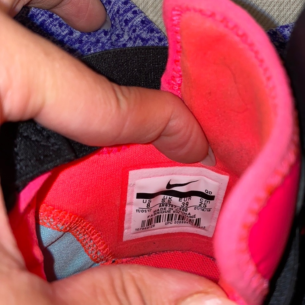 Nike multicolor mid top sneakers - Picture 7 of 7
